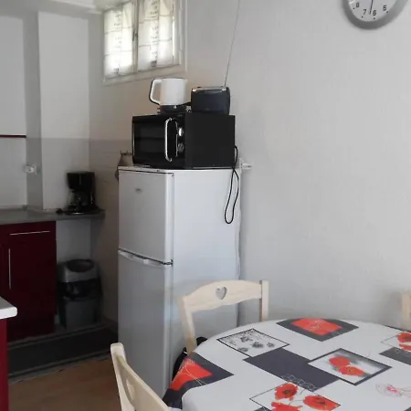 Apartament Ensoleille Avec Balcon, Parking Et Wifi - Proche Du Centre D'amelie-les-bains-palalda - Fr-1-703-6