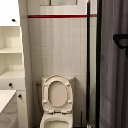 Ensoleille Avec Balcon, Parking Et Wifi - Proche Du Centre D'amelie-les-bains-palalda - Fr-1-703-6 Amélie-les-Bains-Palalda